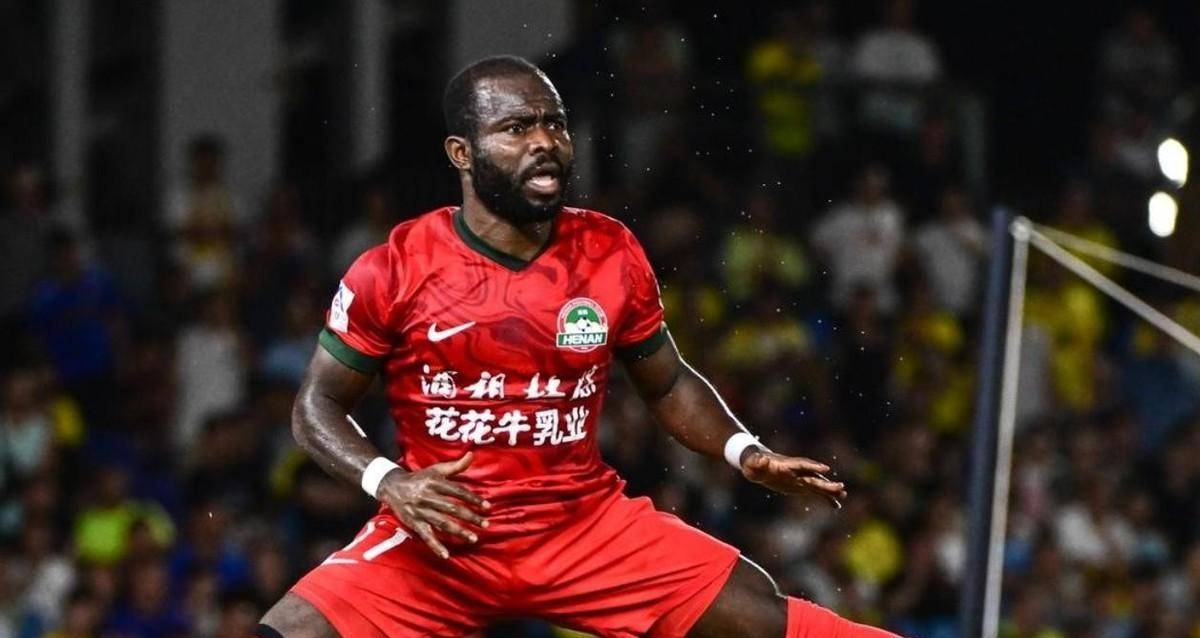 ayx爱游戏在线入口-关于关中雄鲨队险胜关东山猫队,拳击淘汰赛上演关键失误成转折!反击锐度十足的信息